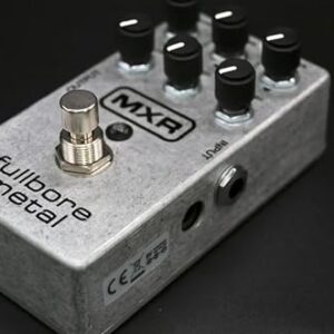 MXR M116 Fullbore Metal Distortion Pedal w/4 FREE Cables