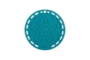 le creuset silicone french trivet, 8" , caribbean