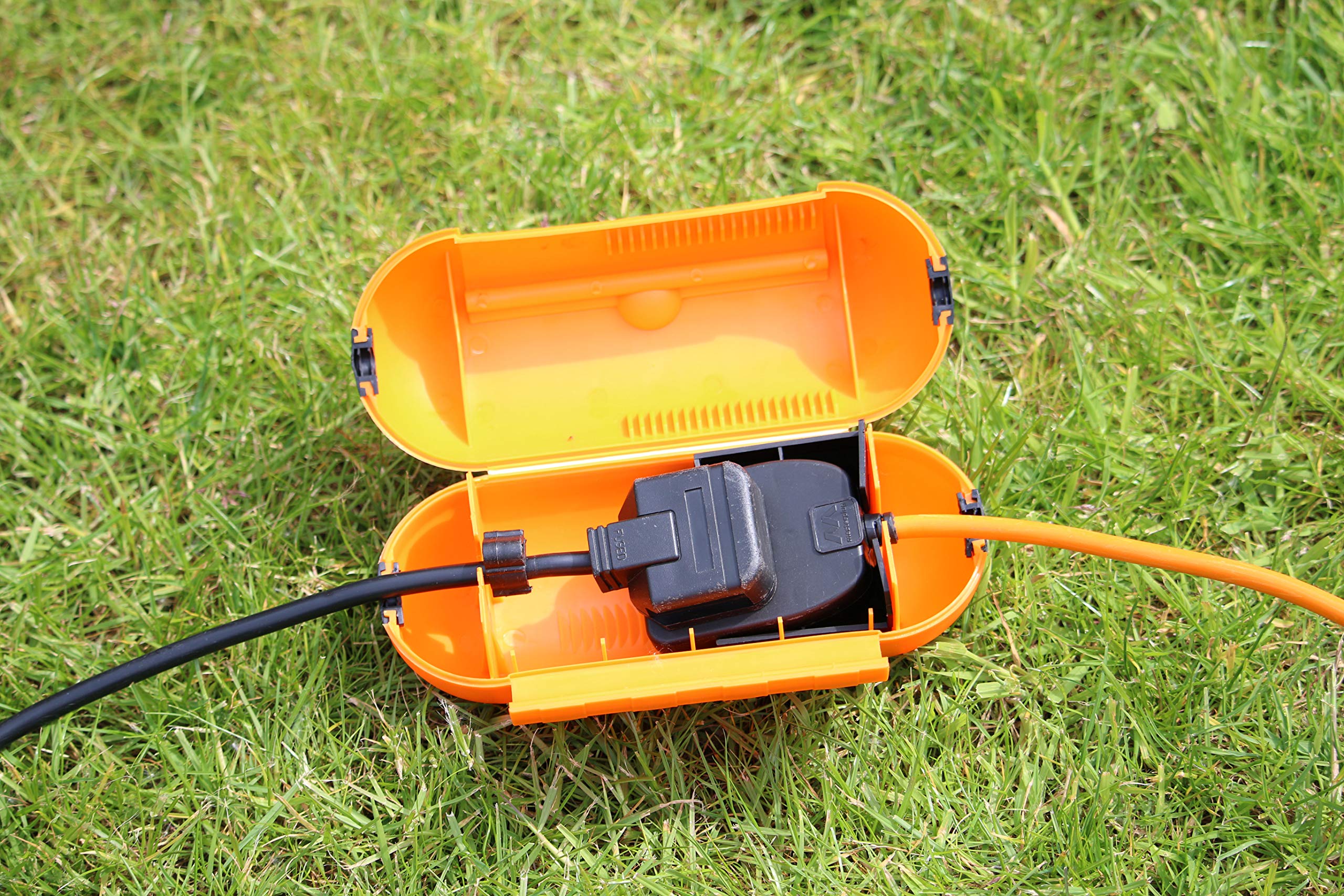 Masterplug SPTO-MS Splash-Proof Outdoor and Indoor Plug and Socket Cover, 21 x 8.5 cm, Orange