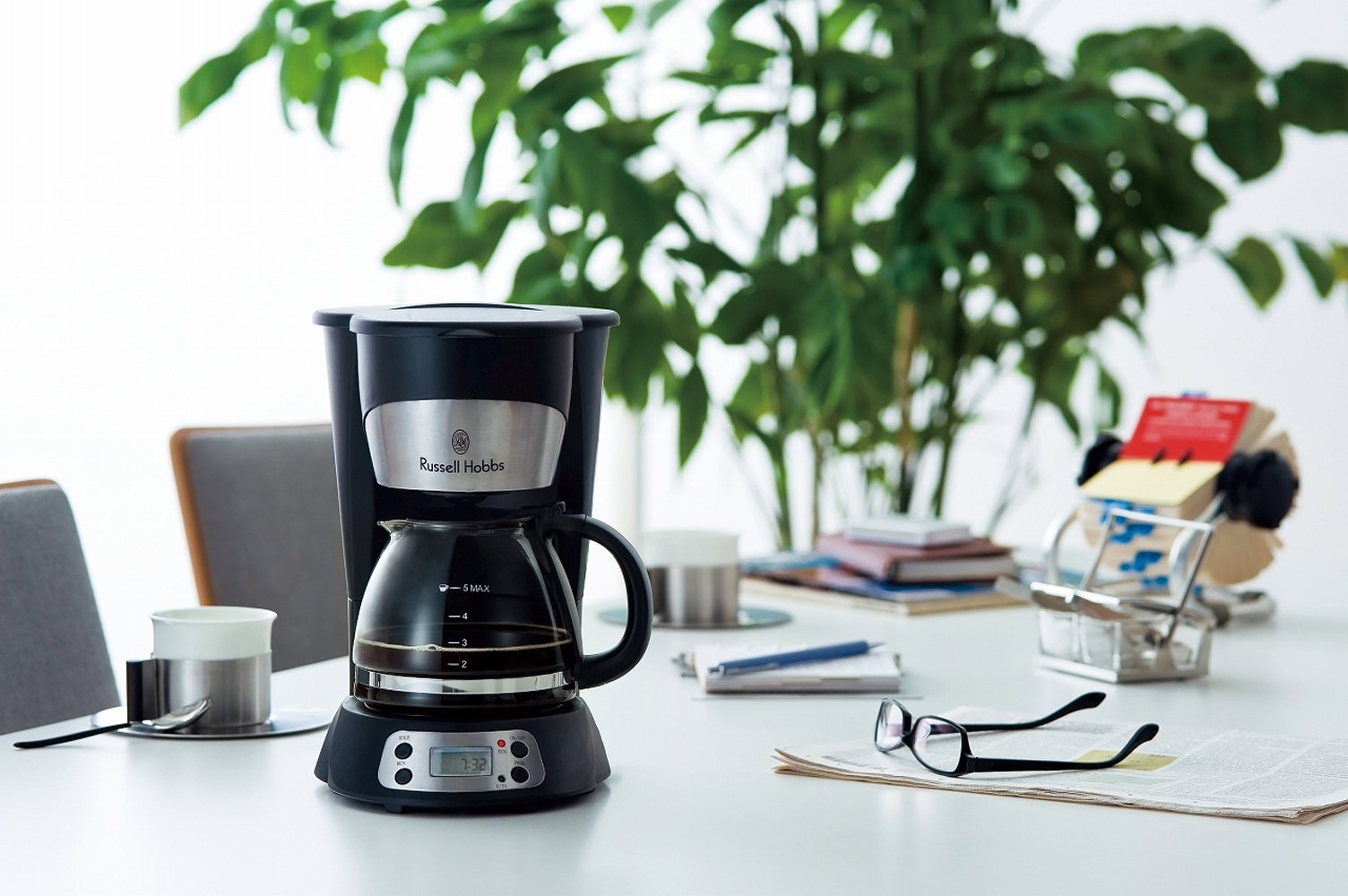 Russell Hobbs 5 cup coffee maker 7610JP