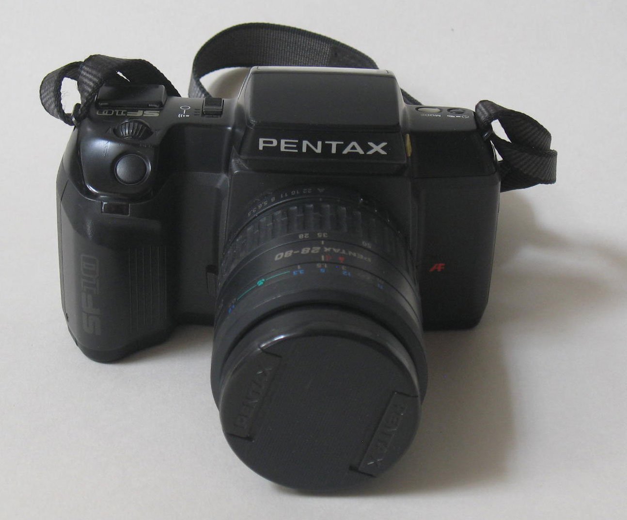 Pentax SF10 kit - Includes: 35mm film camera and Takumar 28-80 lens