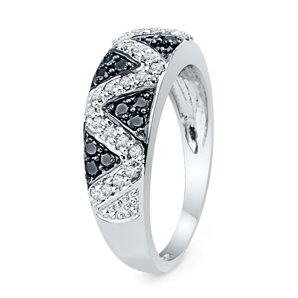 DGOLD 10KT White Gold Black and White Round Diamond Fashion Ring (1/2 cttw)