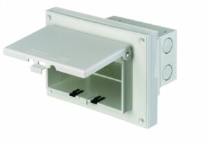 arlington dbhr131w-1 low profile in box electrical box with weatherproof cover for retrofit siding construction, 1/4-inch or 5/16-inch lap, horizontal, white