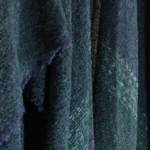 Kerry Woollen Mills Celtic Ruana Long Shawl Irish Wool Lambswool Blackberry Green