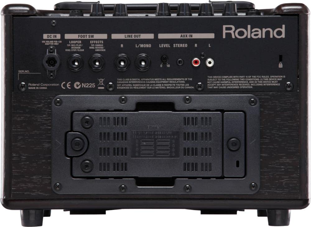 Roland AC-33 Acoustic Chorus Battery-Powered 30-Watt Guitar Amplifier, Rosewood, (AC-33RW)