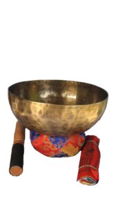 himalayan shop 9 inch hand hammered tibetan singing bowl with suede covered mallet