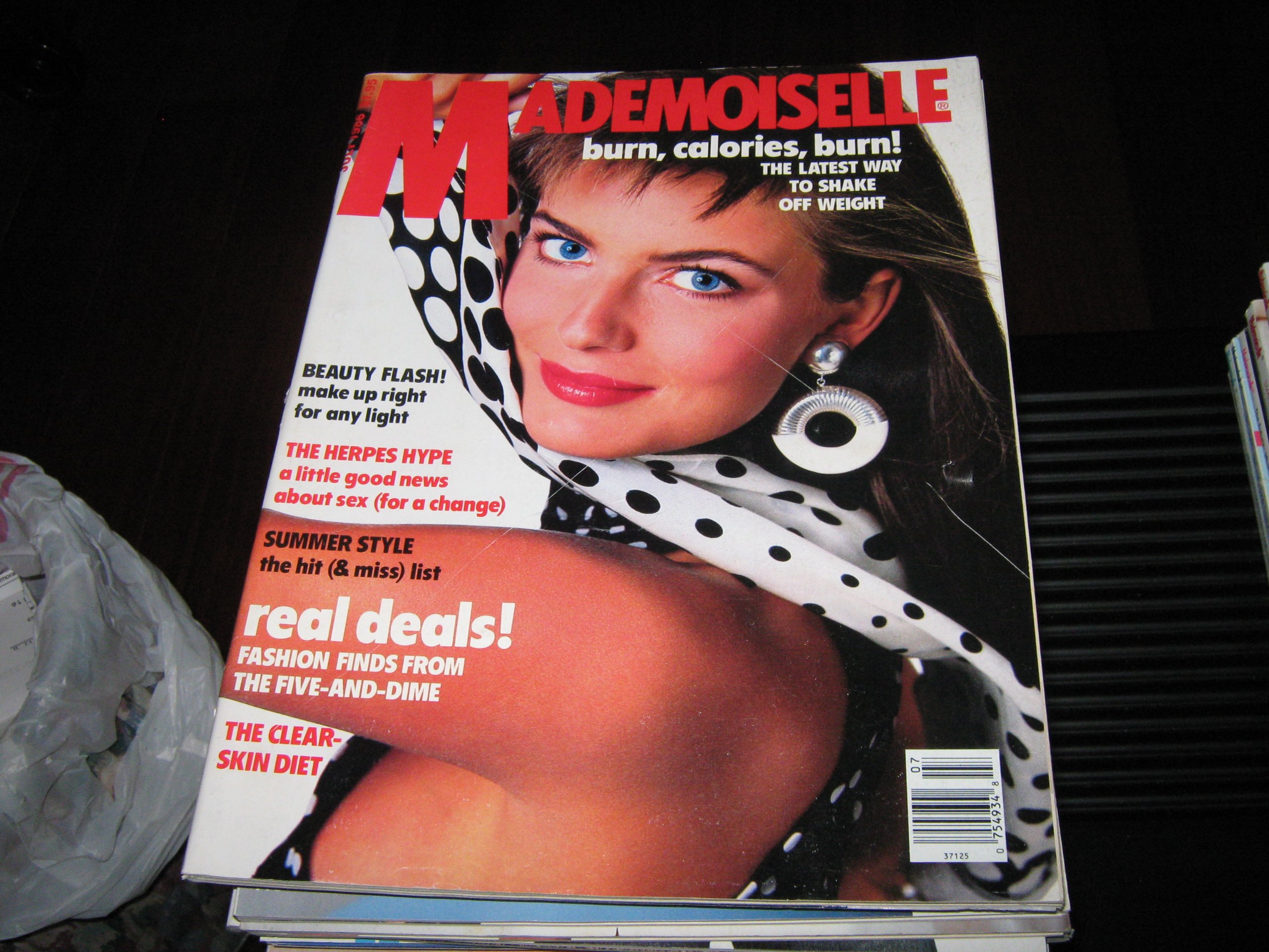 Mademoiselle Magazine (Burn , Calories , Burn , The herpes Hype , Real Fashion Deals, July 1986)