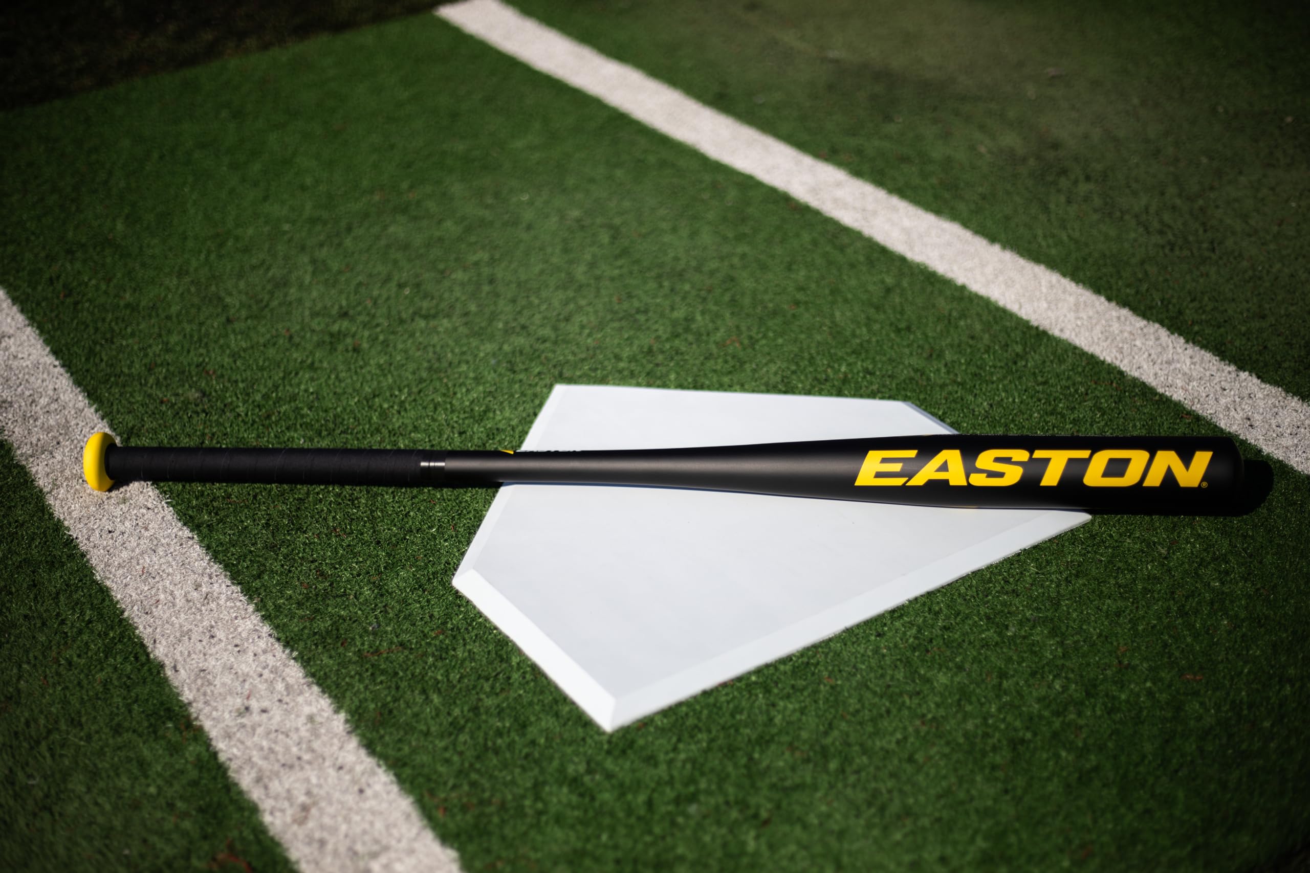 Easton | F4 Aluminum Fungo Bat | Baseball / Softball | 35" x 22 oz.