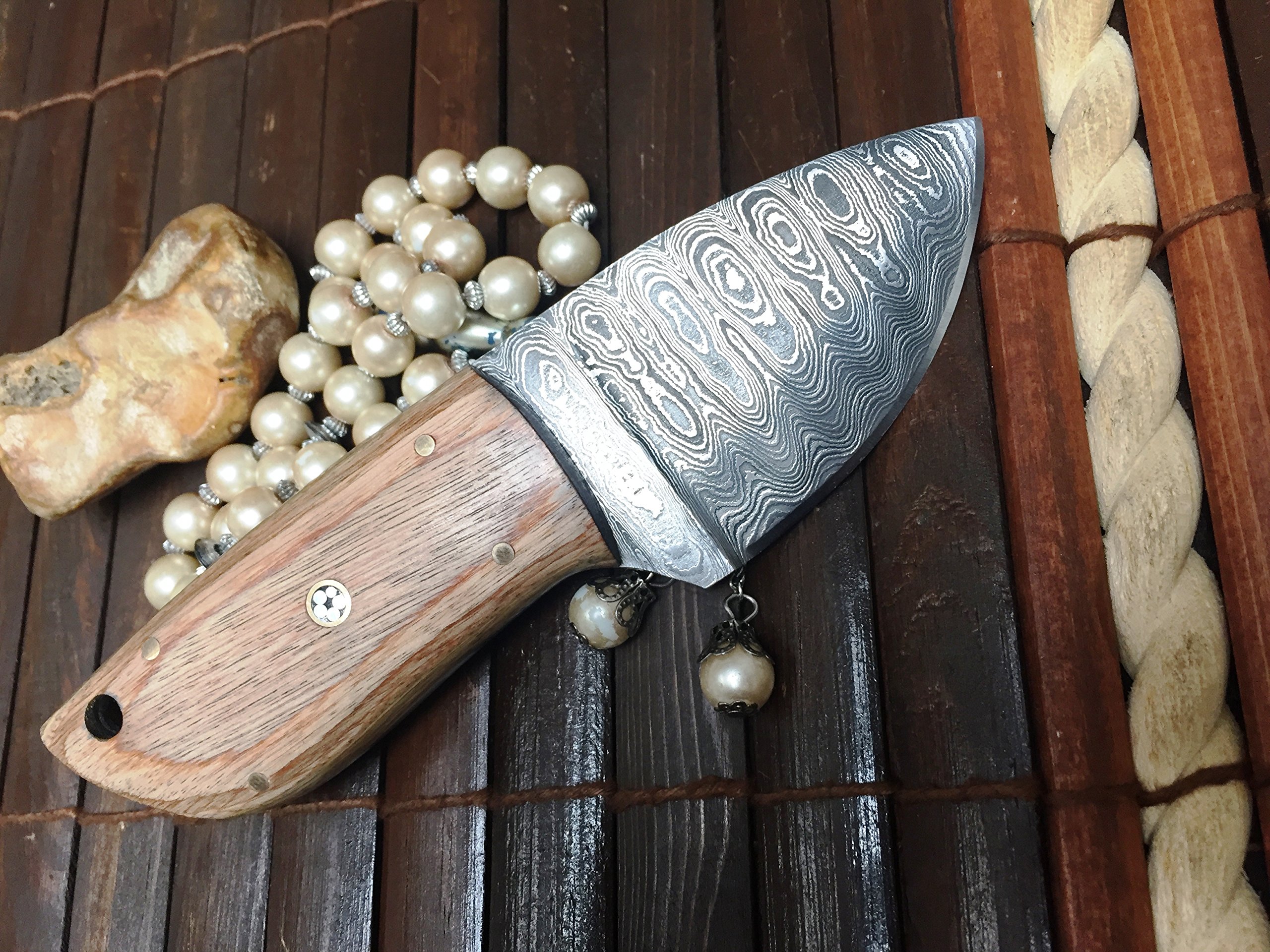 Now Handcrafted Small Hunting Knife - Damascus Steel - Neck Knife