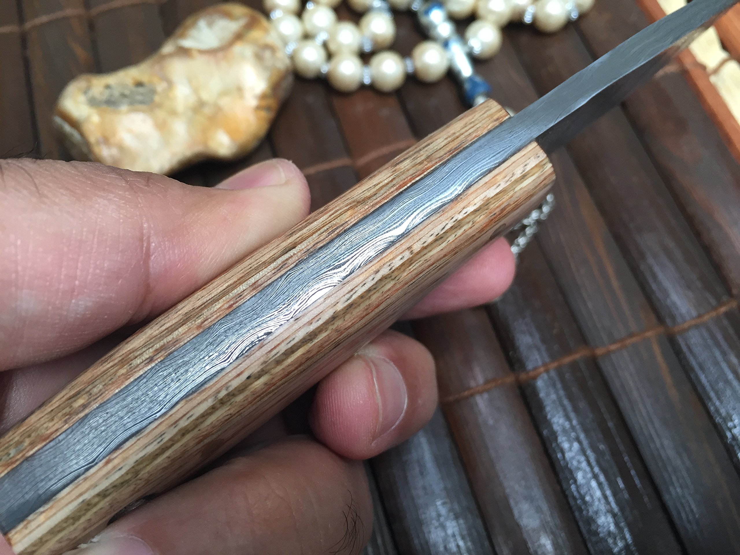 Now Handcrafted Small Hunting Knife - Damascus Steel - Neck Knife