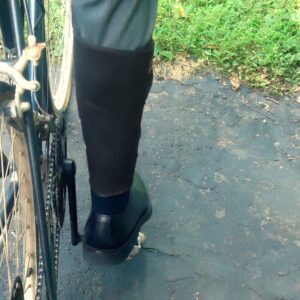 Leg Shield Bike Pant Protector - Completely Protects Cyclist's Pants from Grease and Chain Unlike Existing Straps and Clips - Comfortable, Snug Fit, Easy On/Off (1 Unit)