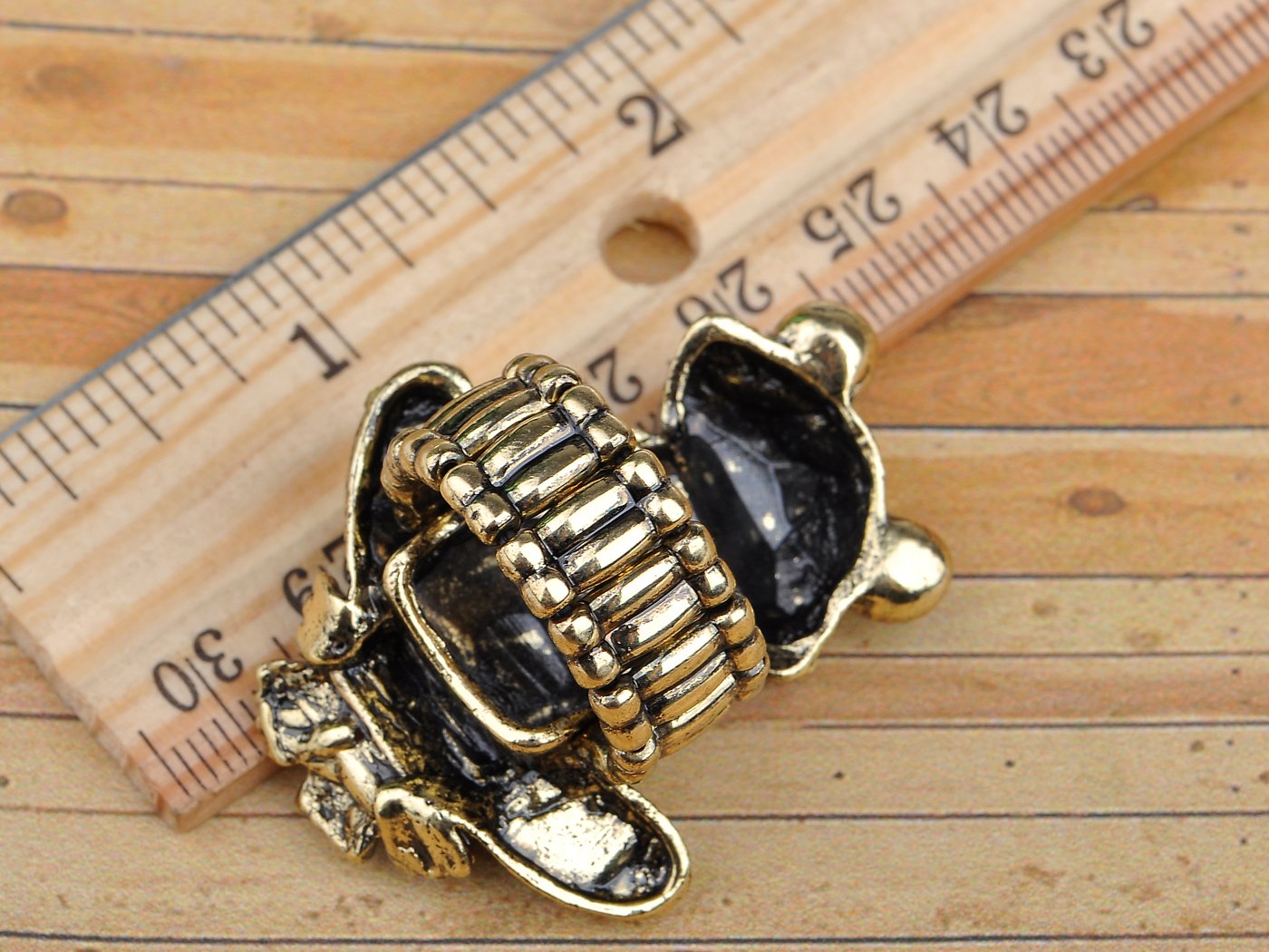 Alilang Adjustable Antique Golden Tone Multicolored Rhinestones Frog Toad Ring