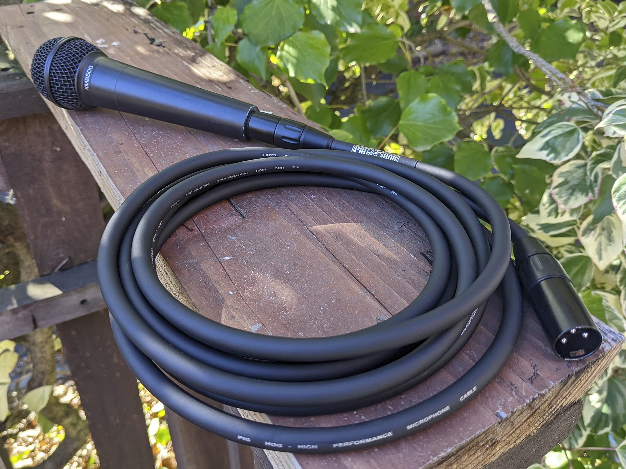 Pig Hog PHM25 High Performance 8mm XLR Microphone Cable, 25 Feet