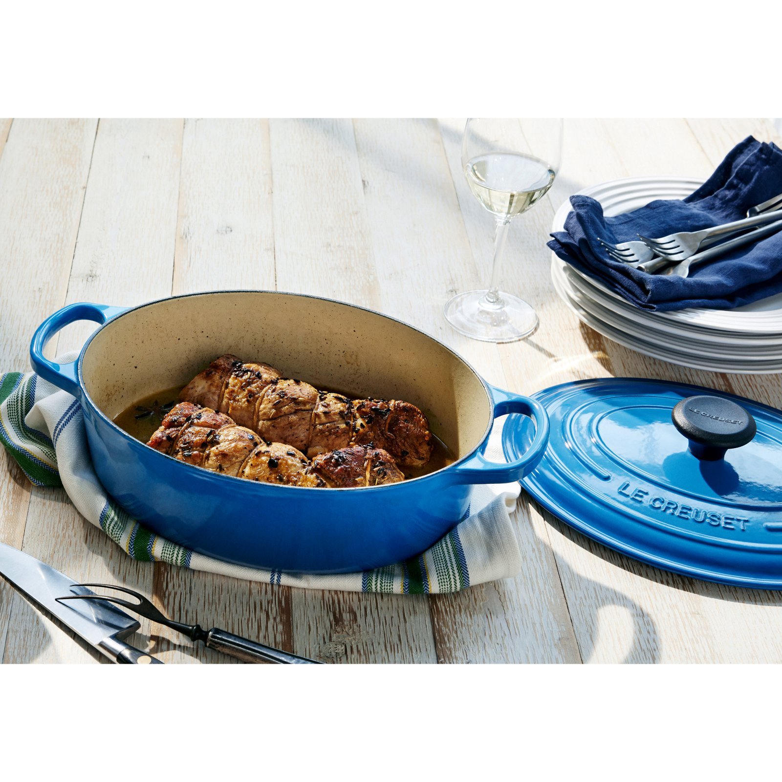 Le Creuset Enameled Cast Iron Signature Oval Dutch Oven, 5 qt. , Flame