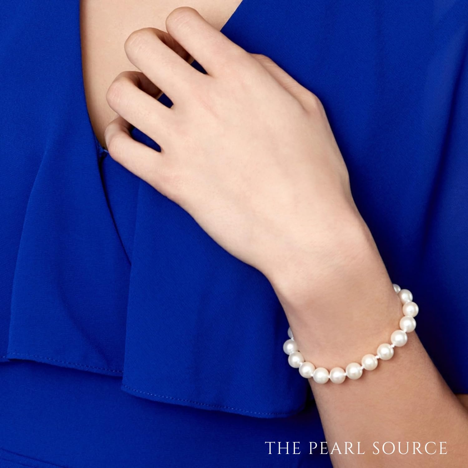 The Pearl Source 14K Gold 6-6.5mm Round White Japanese Akoya Saltwater Cultured Pearl Bracelet for Women