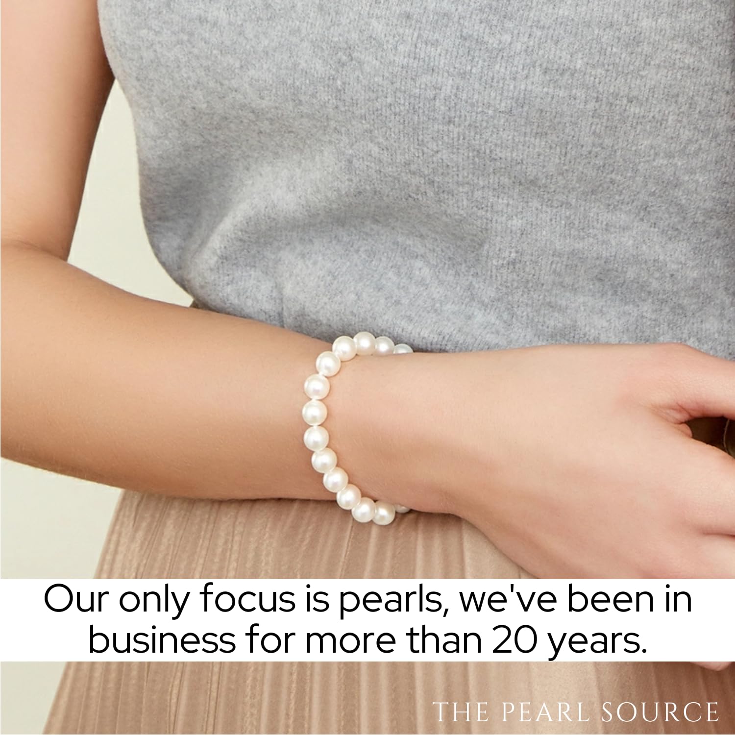 The Pearl Source 14K Gold 6-6.5mm Round White Japanese Akoya Saltwater Cultured Pearl Bracelet for Women