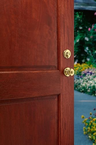 Kwikset Montara Front Door Lock Handle and Deadbolt Set, Entry Handleset Exterior with Interior Door Knob, Polished Brass, Pick Resistant SmartKey Rekey Deadbolt Security