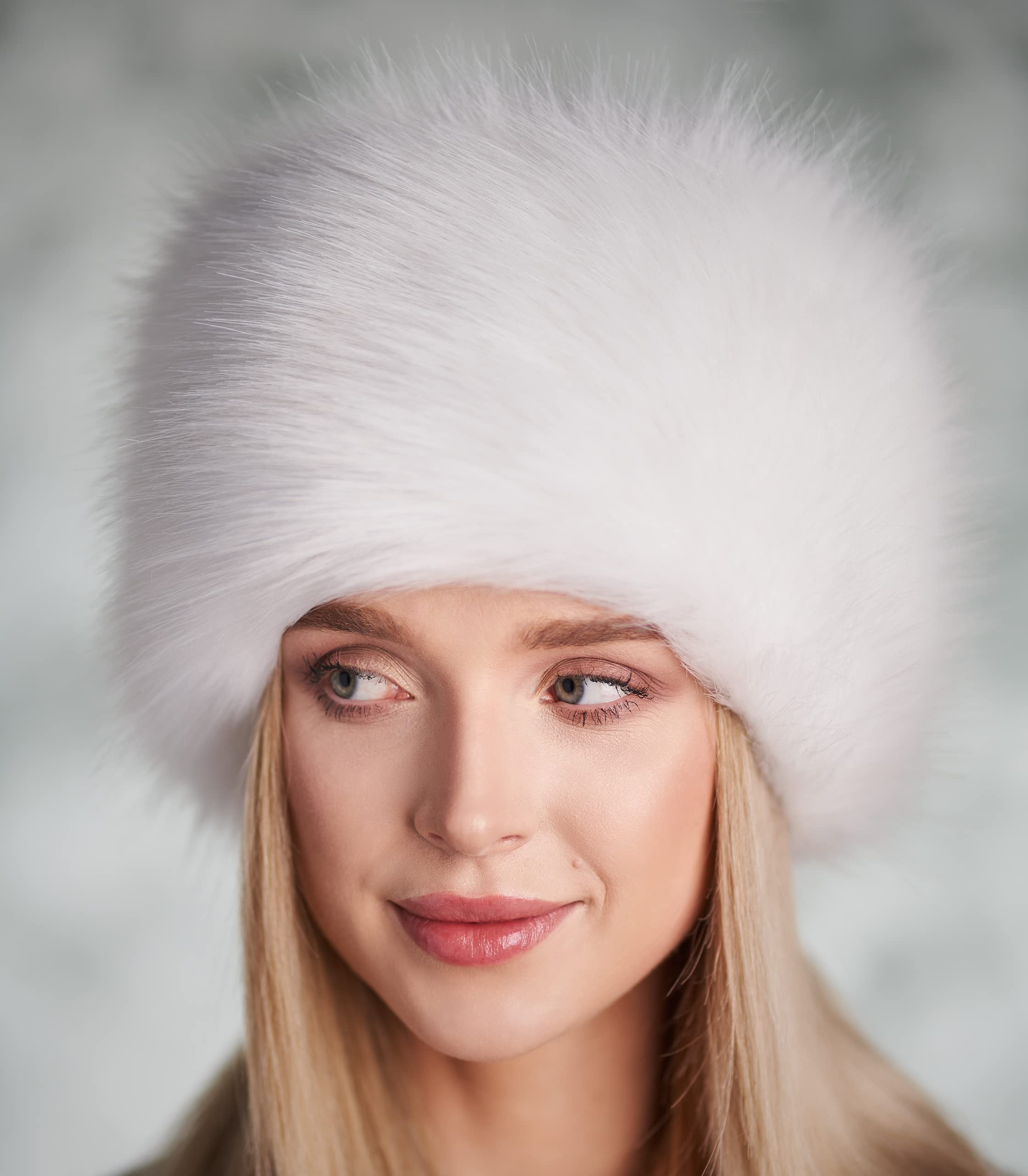 Futrzane Classic Cossack Hat - Faux Fur Hats for Women - Warm Furry Russian Hat (M, White Classic)