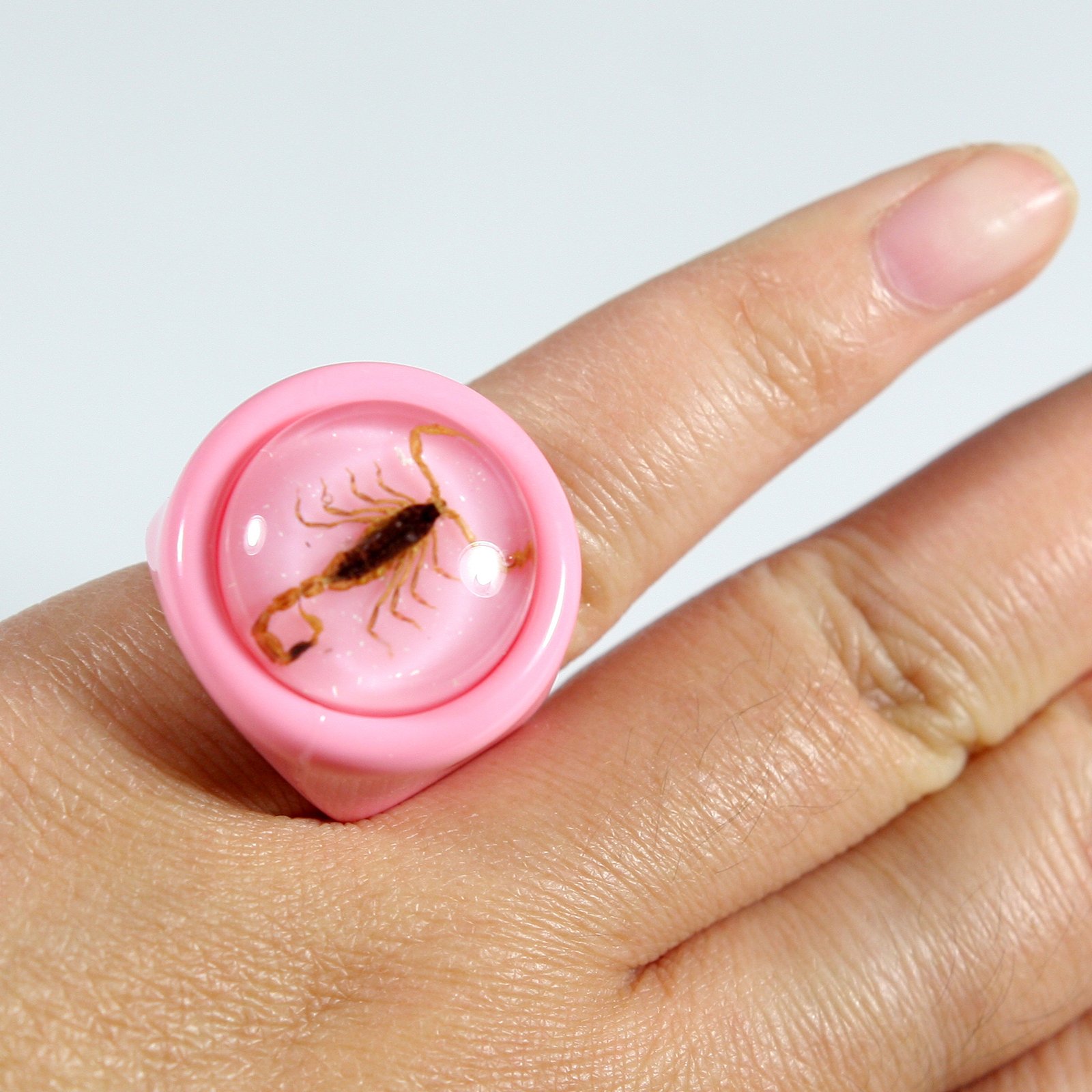 REALBUG Golden Scorpion Pink Ring Size 6