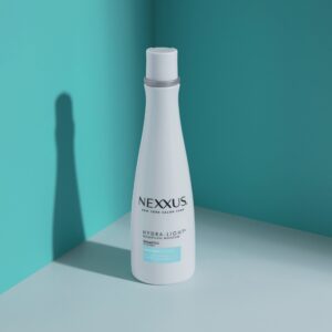 Nexxus Hydra-Light Weightless Moisture Shampoo Replenishing Shampoo for Oily Hair Silicone free 13.5 oz