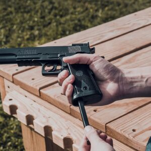 Crosman 1911BB 40001 Semi-Auto CO2-Powered BB Air Pistol