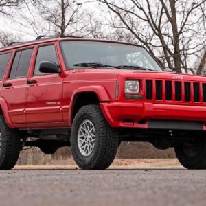 Rough Country 3" Lift Kit for 1984-2001 Jeep Cherokee XJ 2WD/4WD - 630XN2