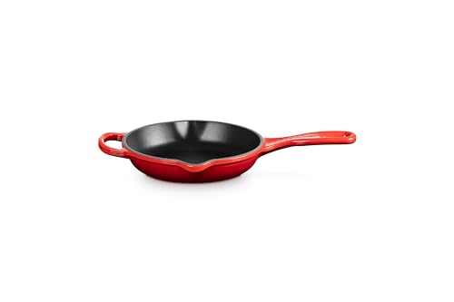 Le Creuset Enameled Cast Iron Signature Iron Handle Skillet, 6.33" (1/2 qt.), Cerise