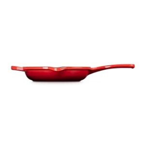 Le Creuset Enameled Cast Iron Signature Iron Handle Skillet, 6.33" (1/2 qt.), Cerise