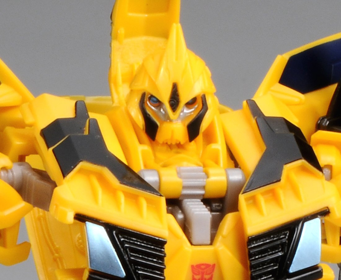 Hunter Bumblebee G14 Transformers Go! Takara Tomy Action Figure