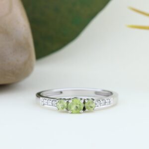 Dazzlingrock Collection Round Peridot and Round White Diamond Ladies Three Stone Engagement Ring | 10K White Gold, Size 6.5