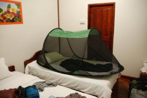 SANSBUG 1-Person Mosquito Net Tent (Poly Floor)