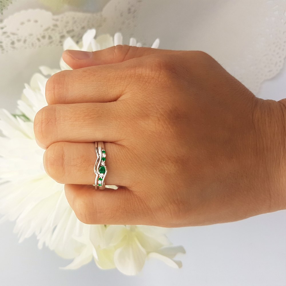 Dazzlingrock Collection 10K Emerald & White Diamond Bridal Promise Engagement Ring Set, White Gold, Size 7