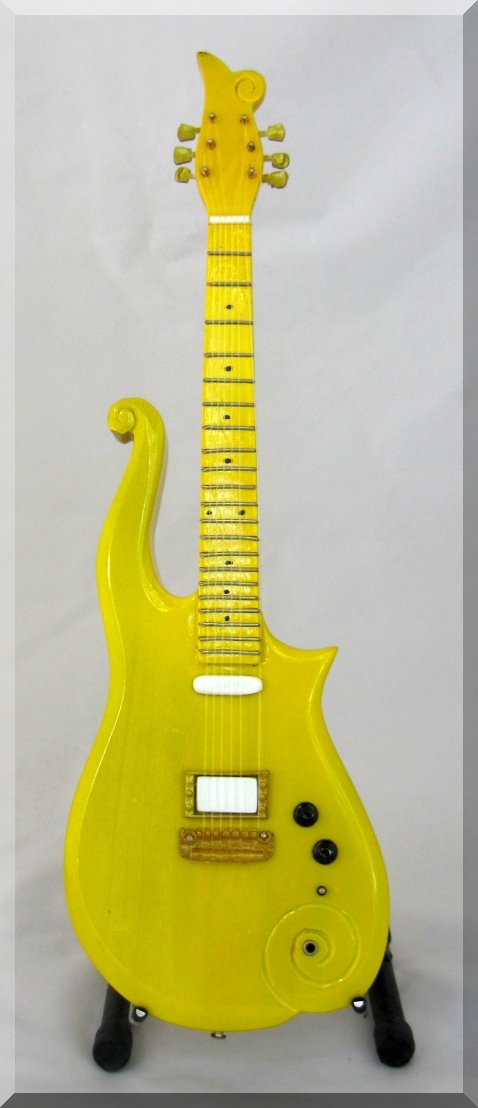 PRINCE Miniature Mini Guitar CLOUD Yellow/Peach