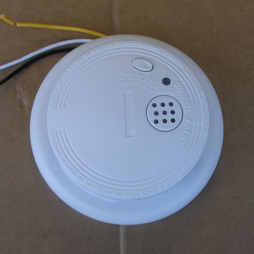 Universal Security Instruments 1204 Wire-In Smoke Alarm with Battery Backup (4 Pack)