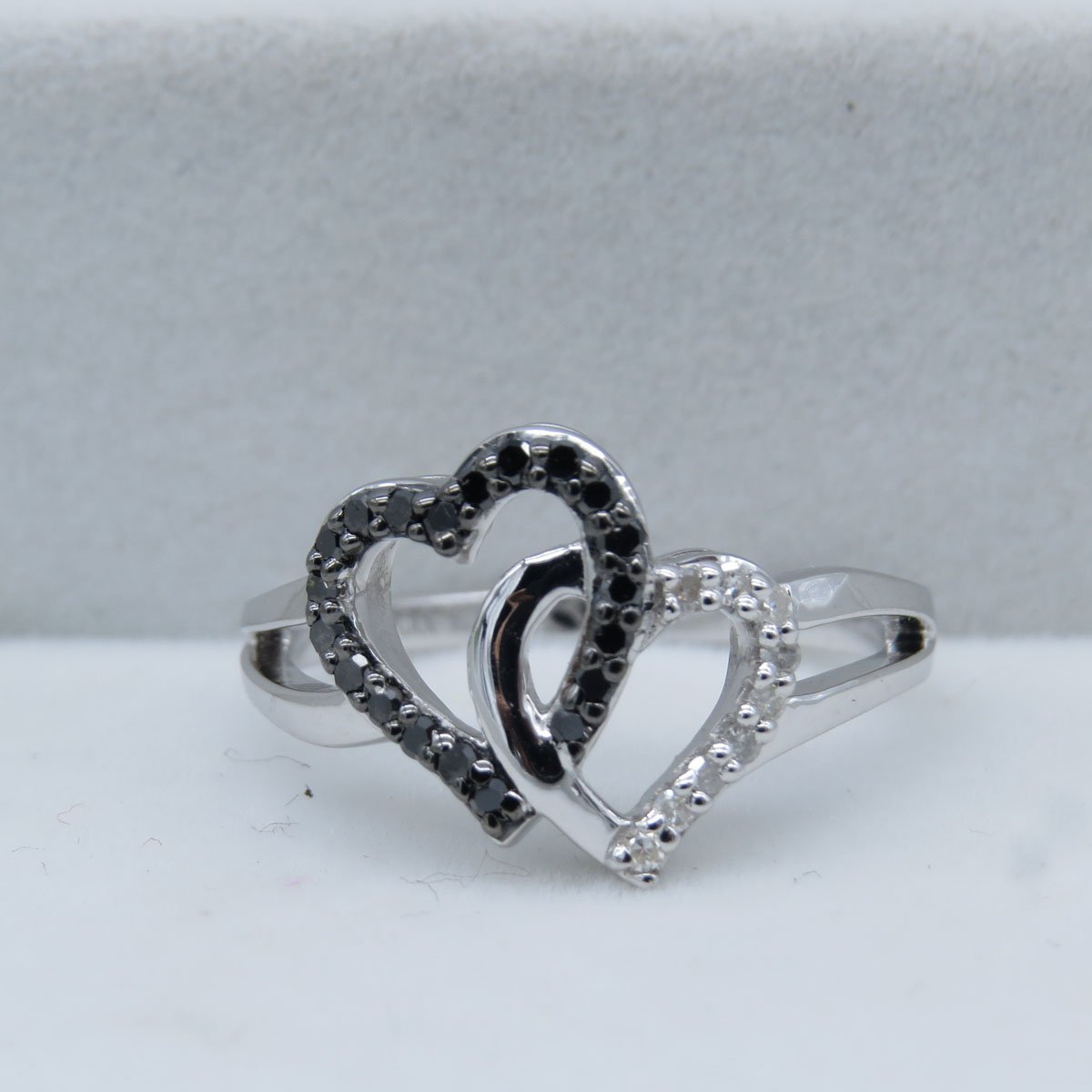 Dazzlingrock Collection 0.25 Carat (Cttw) Round Black Diamond & White Diamond Split Shank Entwined Double Heart Promise Ring for Women in 925 Sterling Silver Size 7