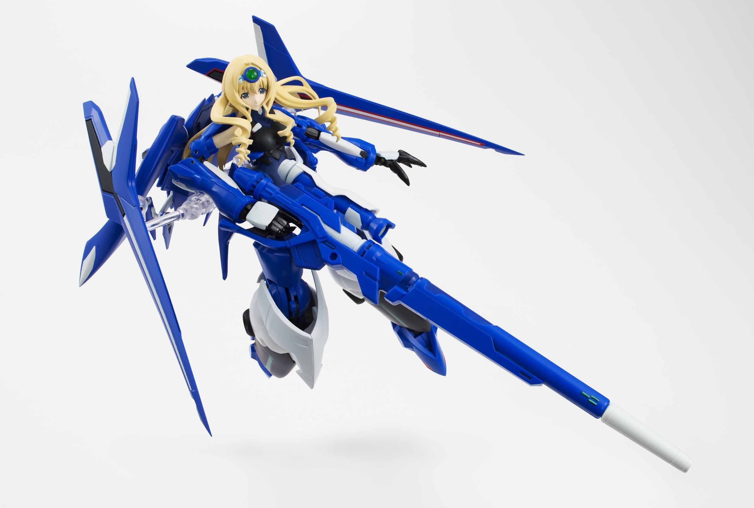 TAMASHII NATIONS Bandai AGP Cecilia Alcott Strike Gunner Infinite Stratos Action Figure