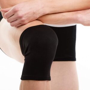 Tektrum CLOSED ELASTIC KNEE SLEEVE - BLACK, MEDIUM