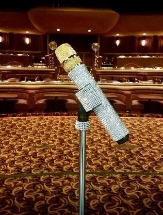 White Diamonds *AAA* Crystal Twist-On, Twist-Off Mic Sleeves. Compatible with Shure wireless mics and simular brands 7.5"x 2" No glues. Mic NOT included.