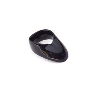 vermil victory black thumb ring (18x21 mm)