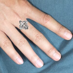 AeraVida Captivating Filigree Cross .925 Sterling Silver Ring | Casual Comfort Fit Silver Rings for Women | Religious | Sterling Silver Rings Sizes (8)