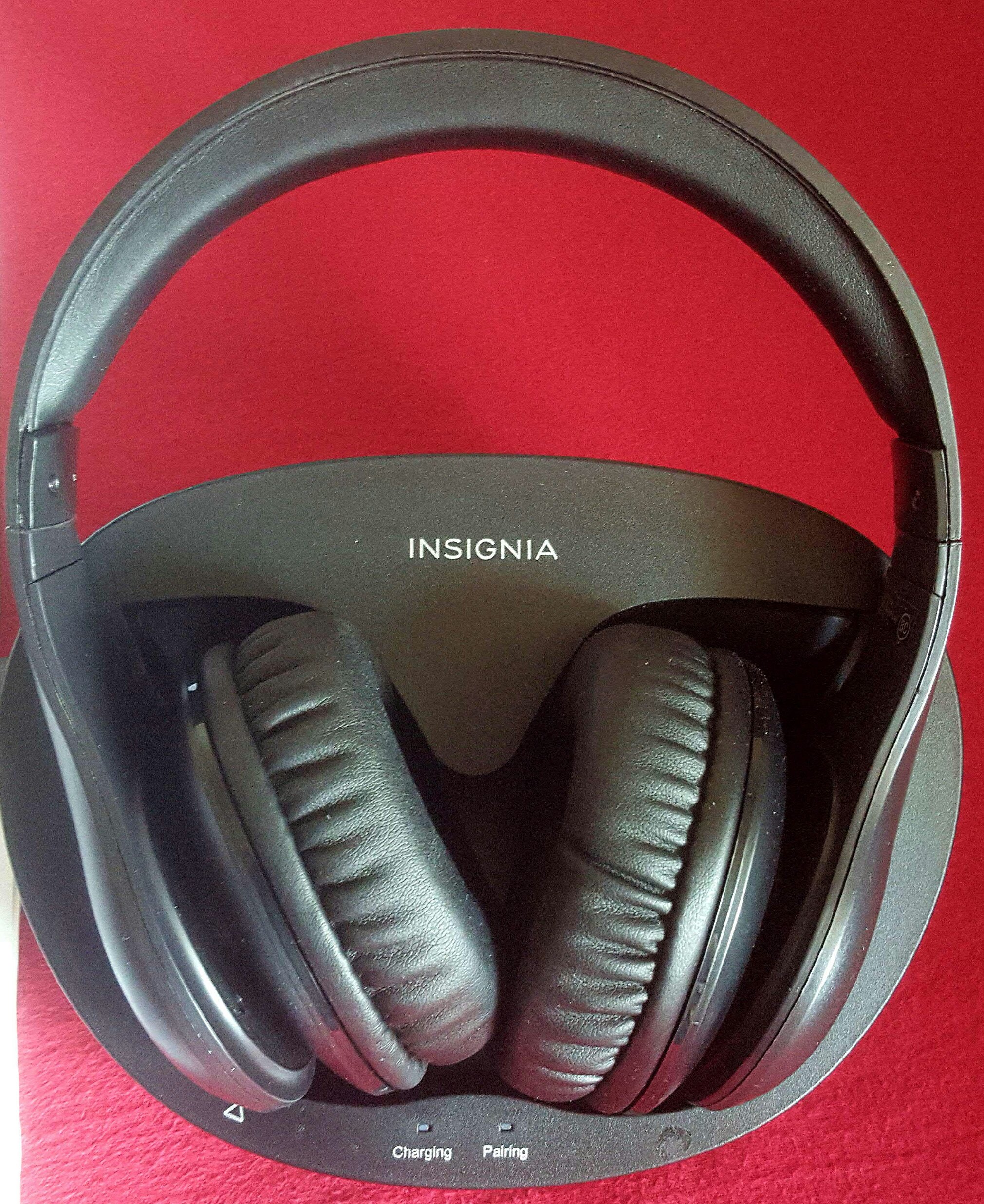 Insignia Wireless Over-The-Ear Headphone