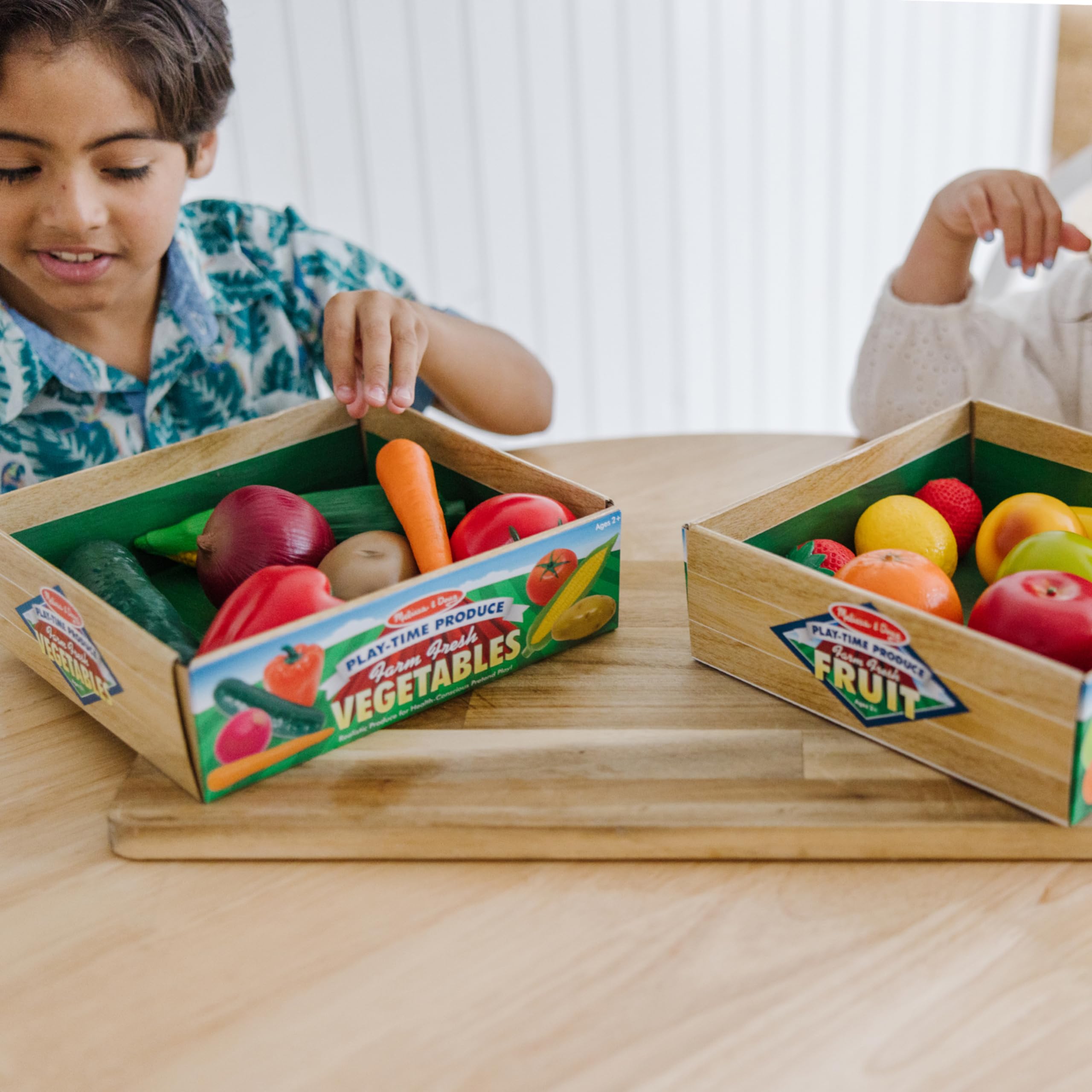 Melissa & Doug Play-Time Produce Fruit (9 pcs) and Vegetables (7 pcs) Realistic Play Food,Orange