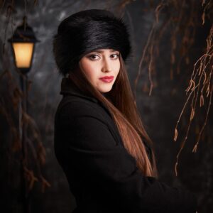 Futrzane Classic Trim Hat - Faux Fur Trimmed Hats for Women - Classy Fleece Cap (M, Black - Black Classic)