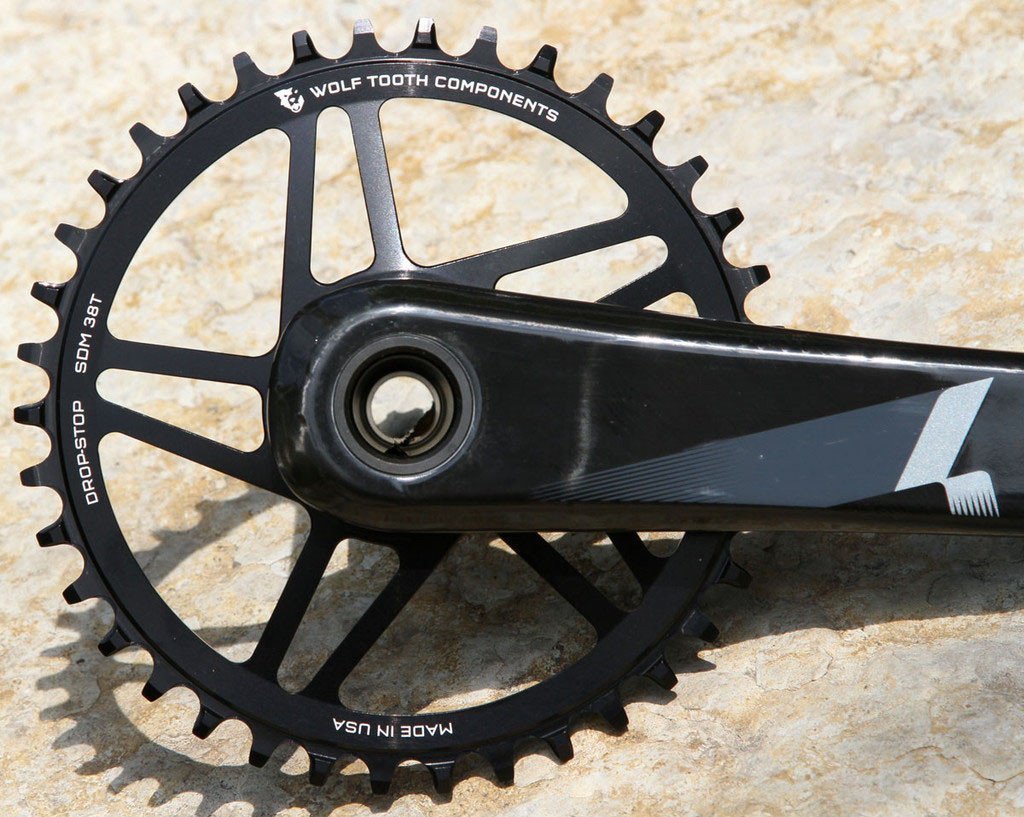 Wolf Tooth Direct Mount Round Mountain Bike Chainring for SRAM Cranks (26 Tooth, Drop-Stop A, 6mm Offset, MTB)