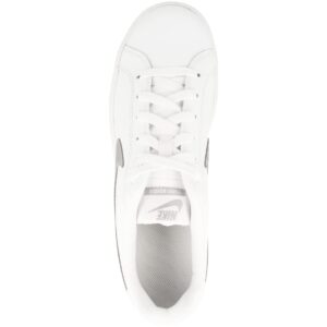 Nike Women's Low-Top Sneakers Tennis Shoes, White White Metallic Silver 100, 9.5