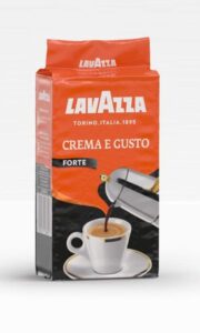 lavazza: "crema e gusto" strong taste ground coffee 8.8 ounce (250gr) packages (pack of 4) [ italian import ]