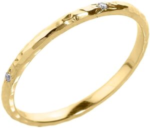 modern contemporary rings 14k yellow gold diamond accented hammered stackable slender ring with starburst engraved flush set gems (j-k color, i1-i2 clarity) - size 10-1/2