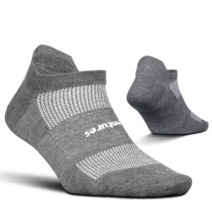 feetures high performance ultra light ankle sock - no show socks for women & men with heel tab - heather gray, m (1 pair)