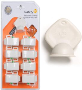 safety 1st magnetic locking system 8 locks + 2 keys