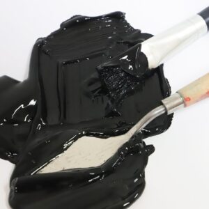 Mont Marte Discovery School Acrylic, Black, 1/2 Gallon (2 Liter). Ideal for Students and Artists. Excellent Coverage and Fast Drying. Pump Lid Included.